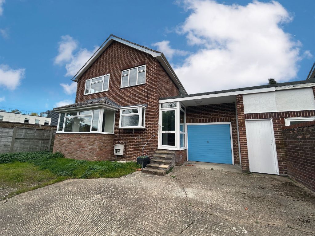 Property photo 1 of 16