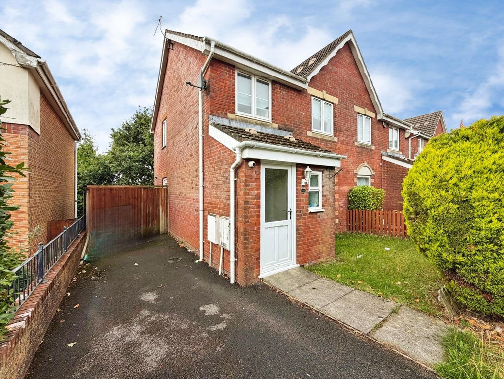 Property photo 1 of 13