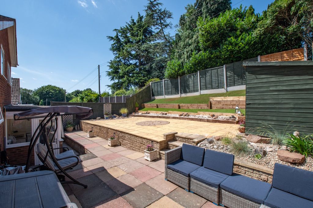 Property photo 2 of 22 Picture No. 29