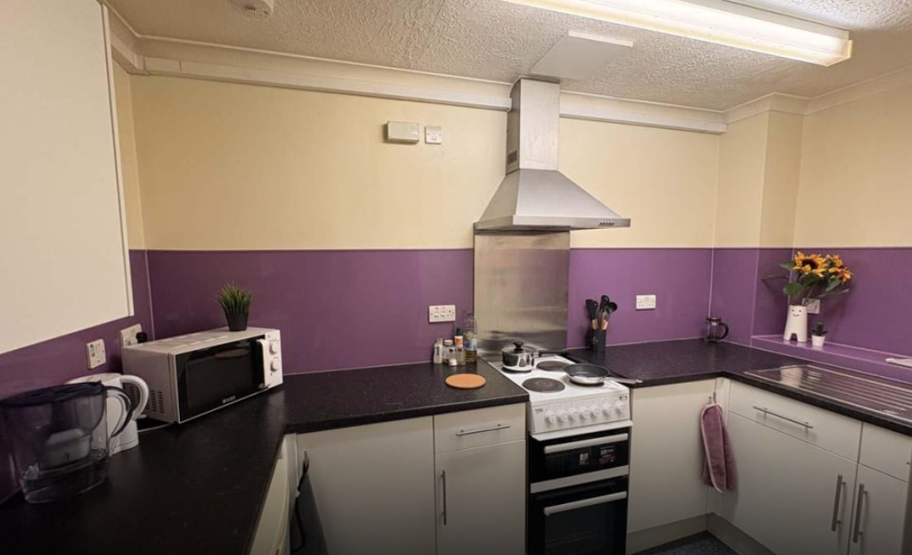Property photo 1 of 4