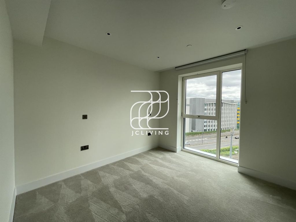 Property photo 3 of 7 Feaaa76A41c4078B46ee2Bee81Cdc52A.Jpg