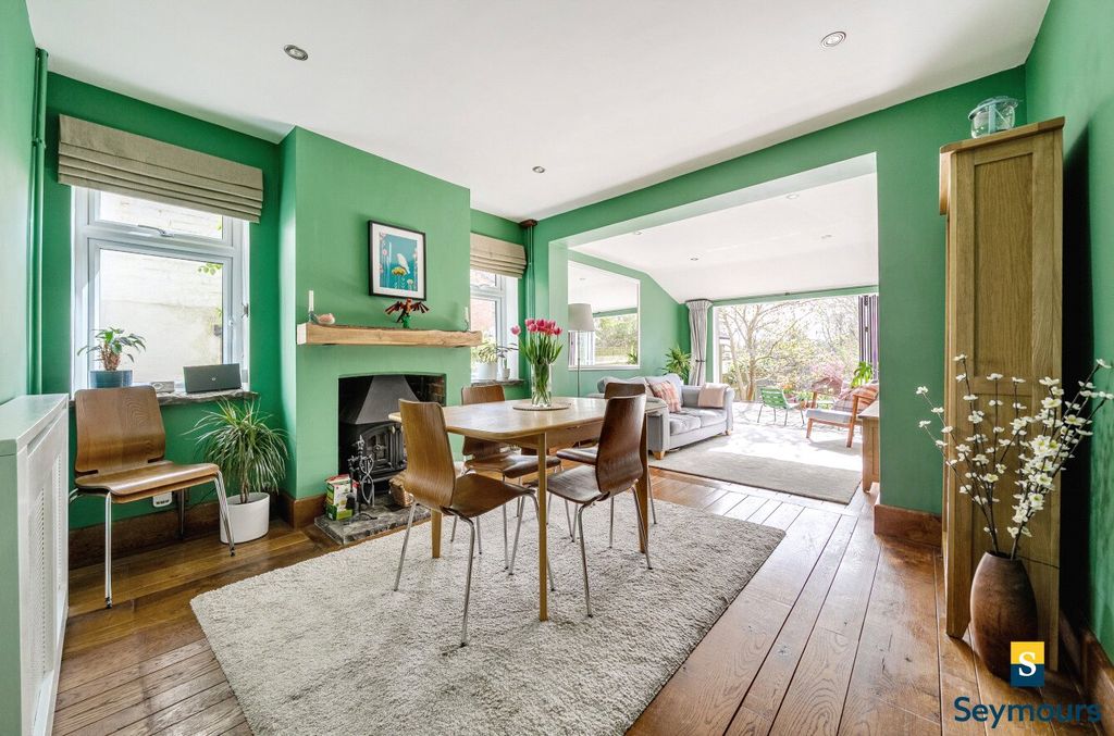 Property photo 2 of 26 Dining Room