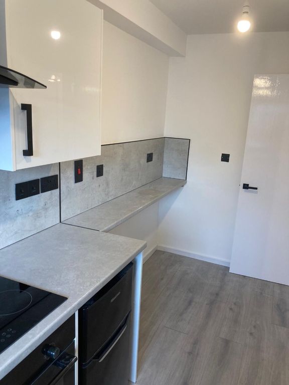 Property photo 2 of 8 Photo 2