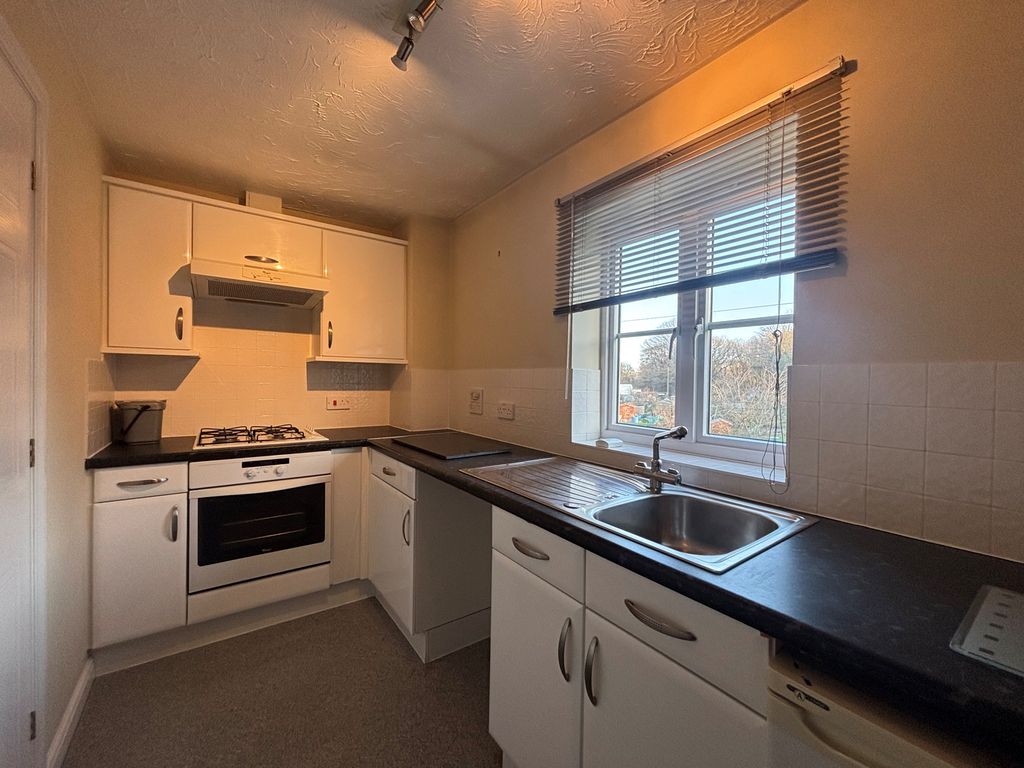 Property photo 2 of 6