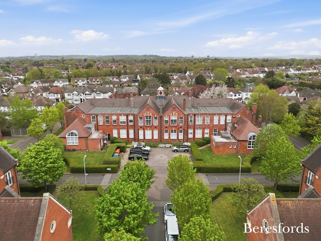 Property photo 1 of 28 Picture No. 05