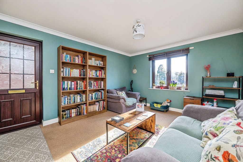 Property photo 3 of 14