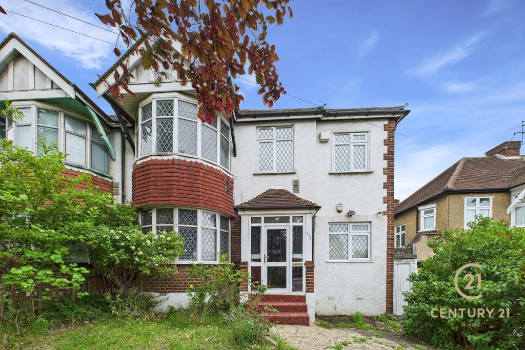 Property photo 1 of 23