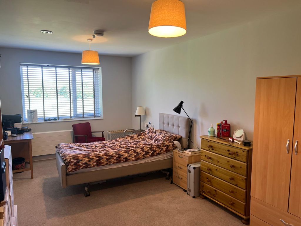 Property photo 3 of 29