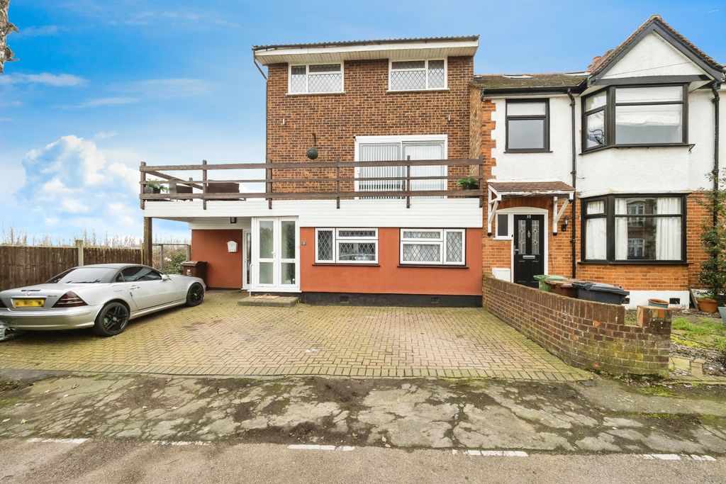Property photo 2 of 17 _1218966