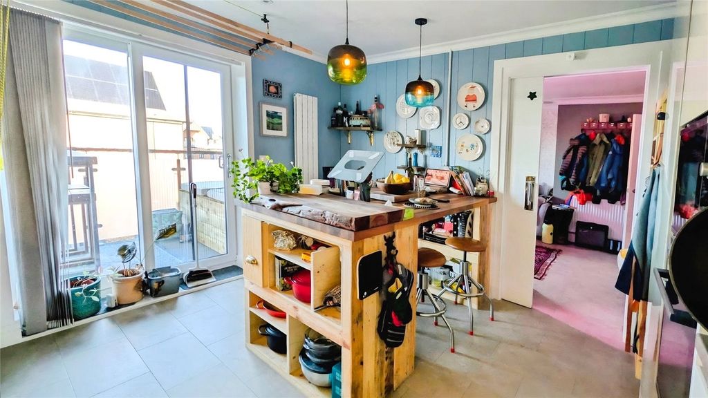 Property photo 2 of 13 Picture No. 07