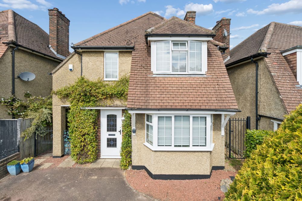 Property photo 2 of 24