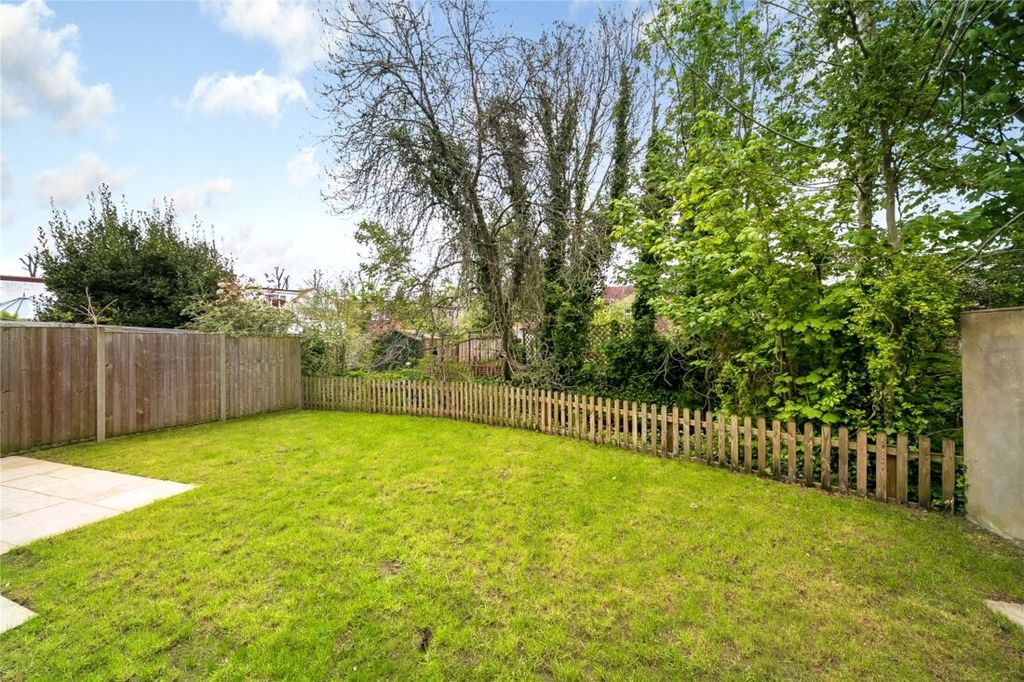 Property photo 3 of 21