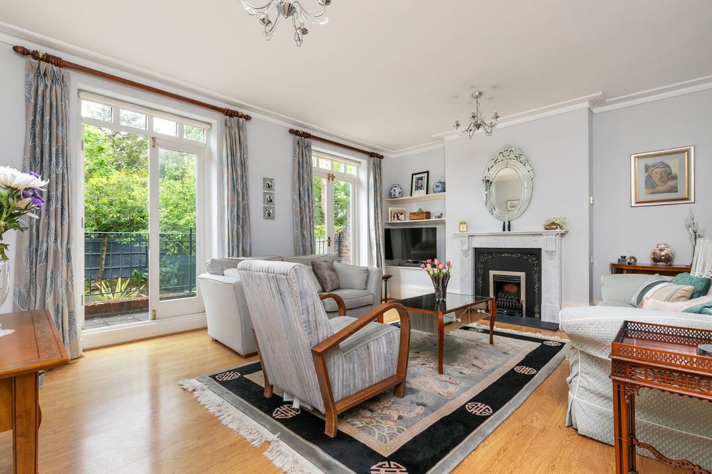 Property photo 3 of 15