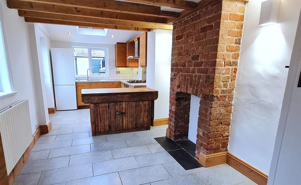 Property photo 3 of 16 Kitchen &amp; Dining