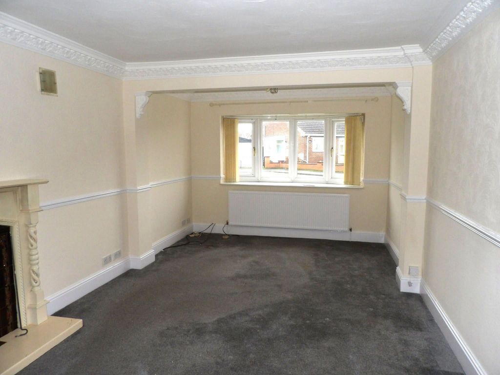 Property photo 2 of 12 Photograph 2