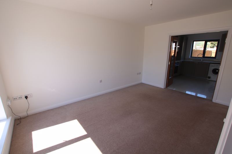 Property photo 3 of 22 Photo 4