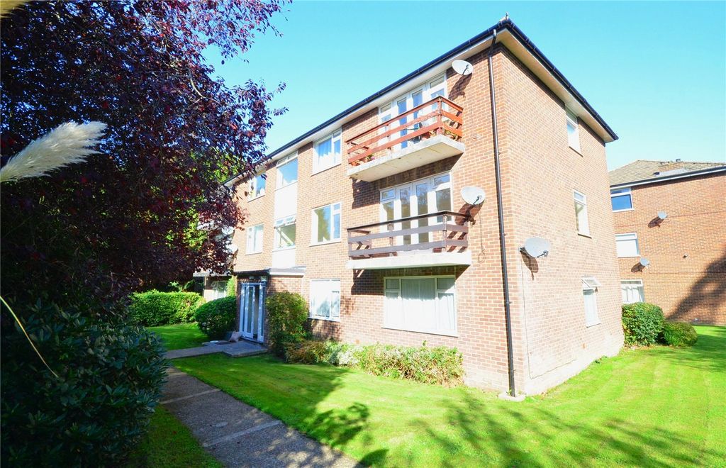 Property photo 1 of 13 Front