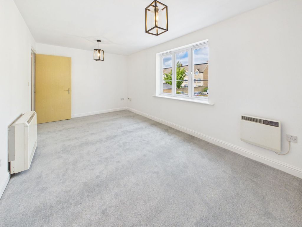 Property photo 3 of 6