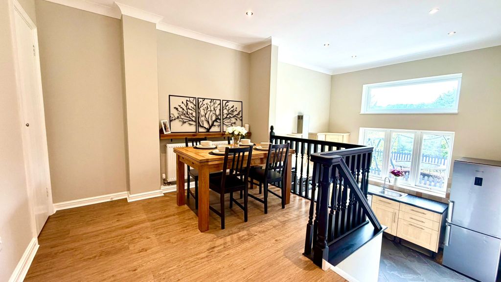 Property photo 3 of 45