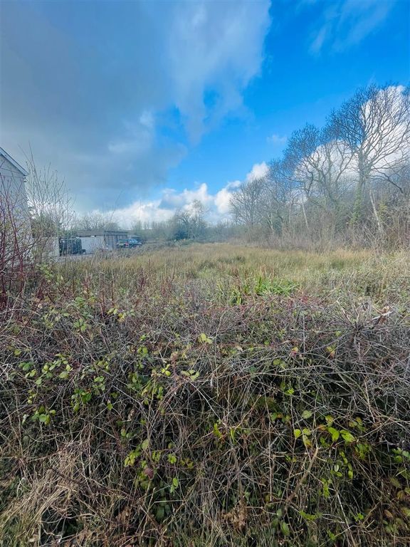 Property photo 2 of 4 Dyff`1.Jpg