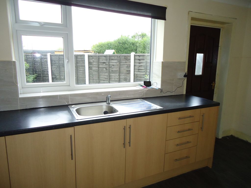 Property photo 3 of 10 Kitchen/Diner