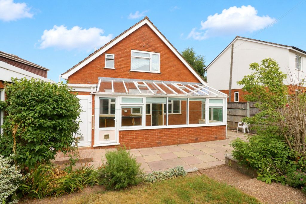 Property photo 2 of 17 2 - Picture No. 04