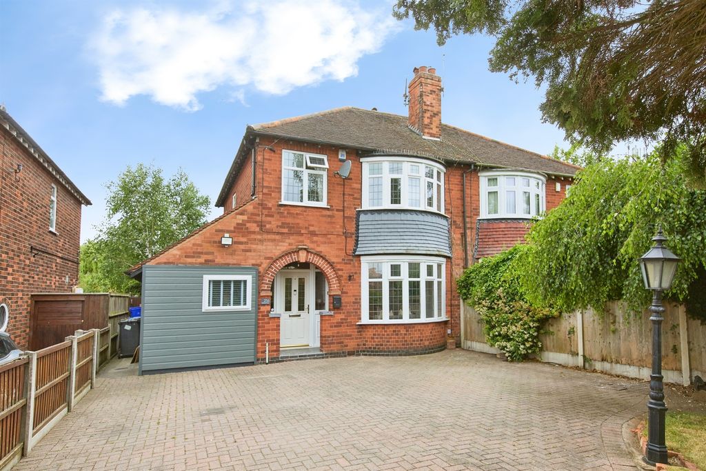 Property photo 1 of 21