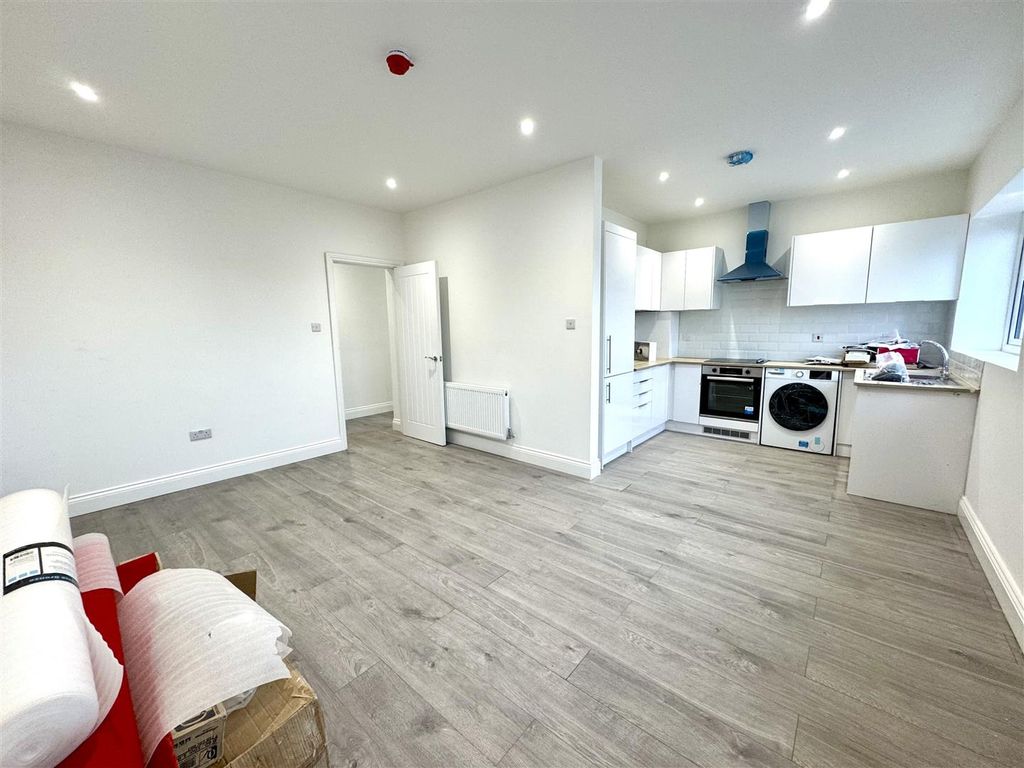 Property photo 3 of 7 Img_9804.Jpeg