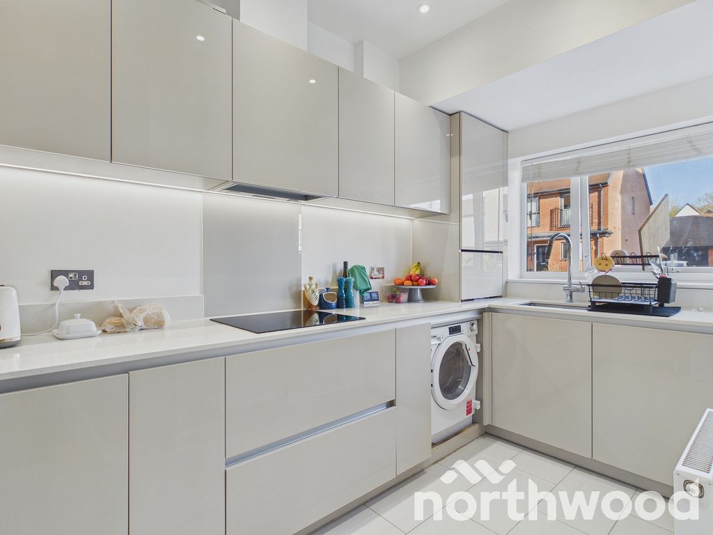 Property photo 3 of 21