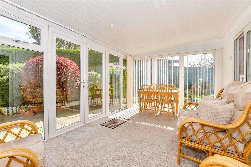 Property photo 2 of 12 Garden Room