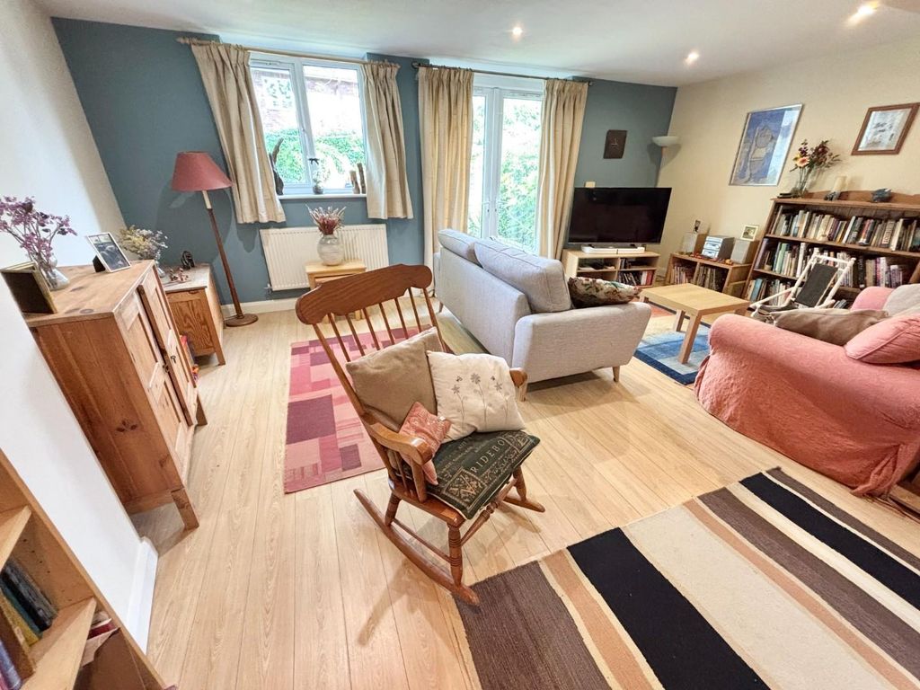 Property photo 3 of 16 Lounge/Dining Room