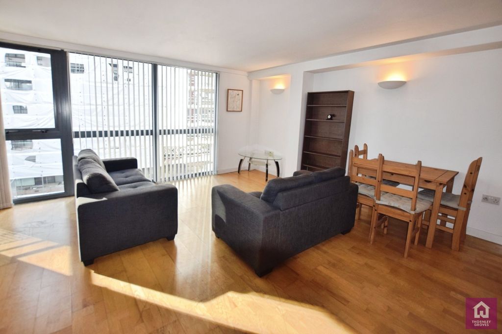 Property photo 2 of 16 Picture No. 26