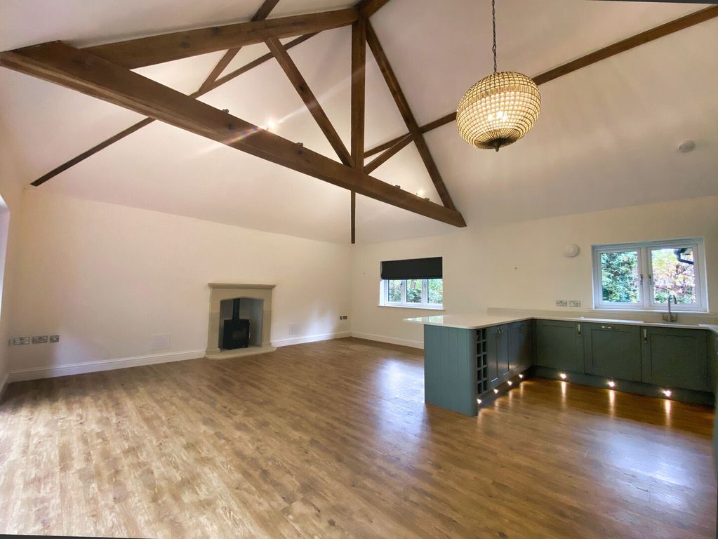 Property photo 2 of 11 Img_193_12_Original.Jpg