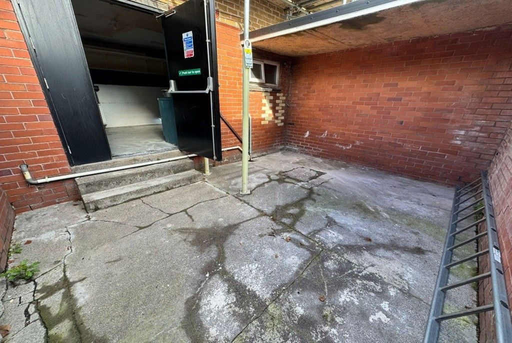 Property photo 2 of 5 Photo 1