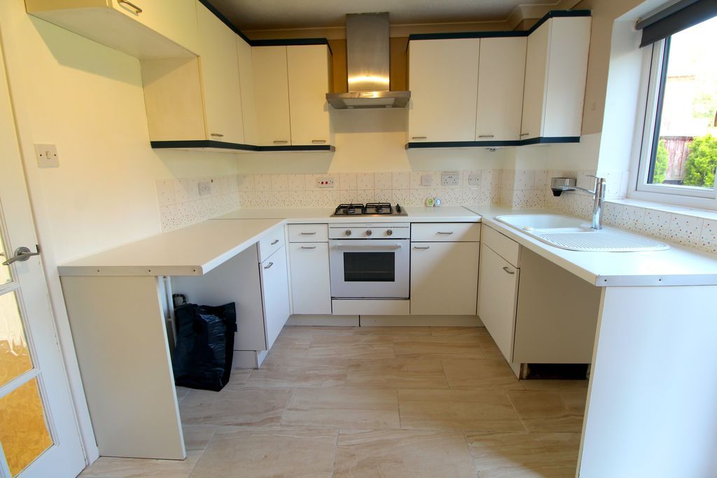 Property photo 3 of 10 Kitchen/Diner