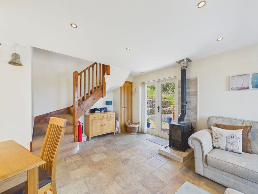 Property photo 3 of 22