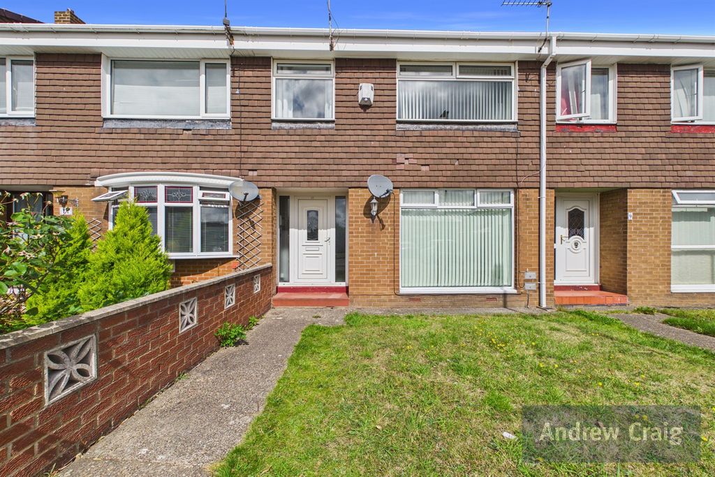 Property photo 1 of 10 (Main)