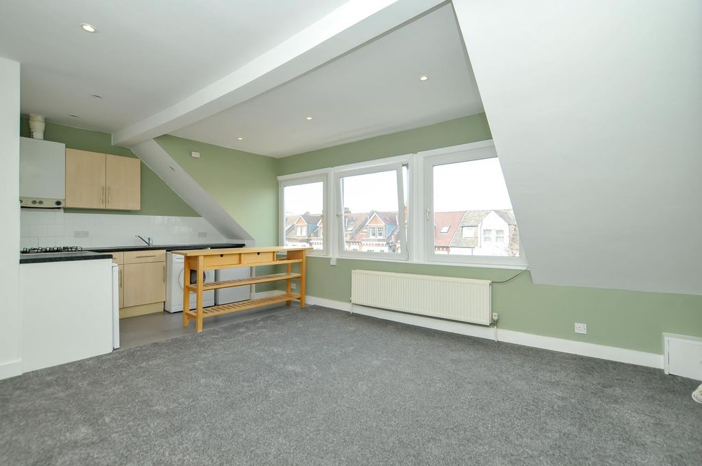 Property photo 2 of 8 2.Jpg