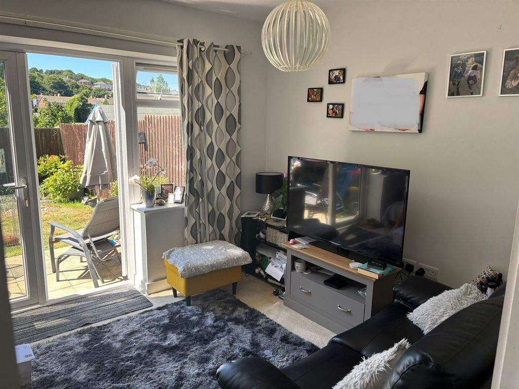 Property photo 2 of 7 Lqjb4283.Jpg
