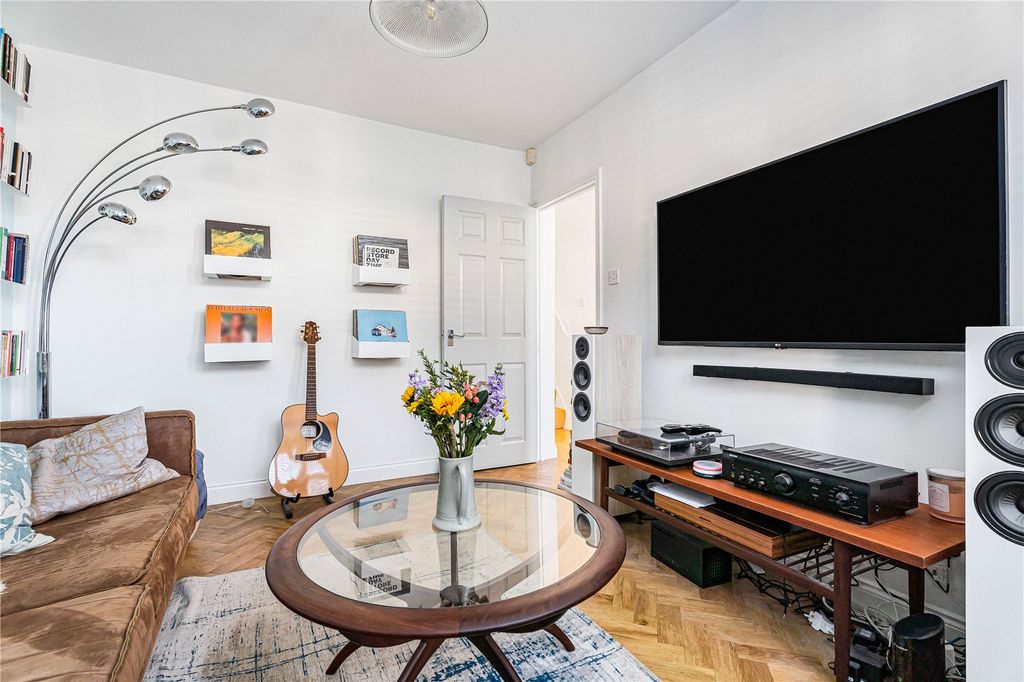 Property photo 3 of 19 Picture No. 21