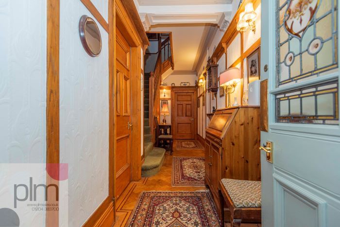 Property photo 3 of 59
