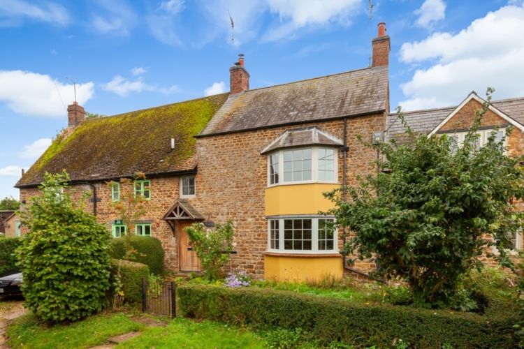 Property photo 1 of 11 236240-Std