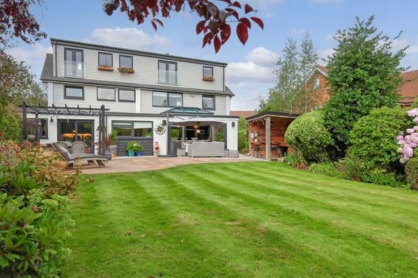 Property photo 1 of 36 Exterior