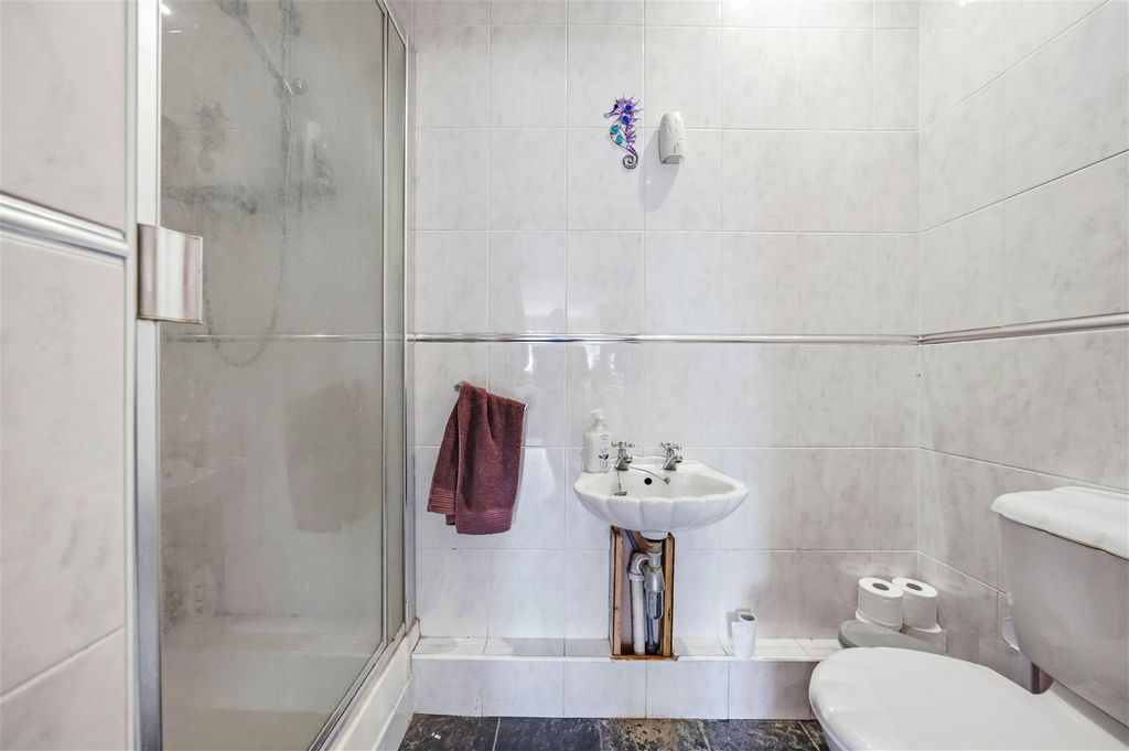 Additional image 14 of 5 bed detached house for saleHeather Drive, Dartford DA1