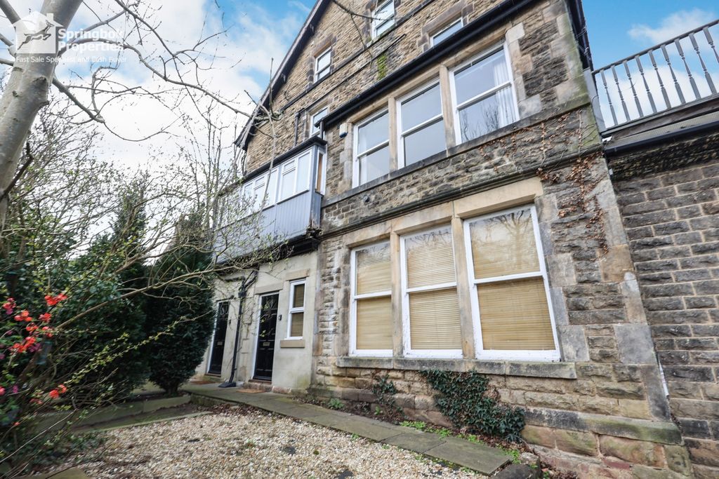 Property photo 1 of 15 Front View