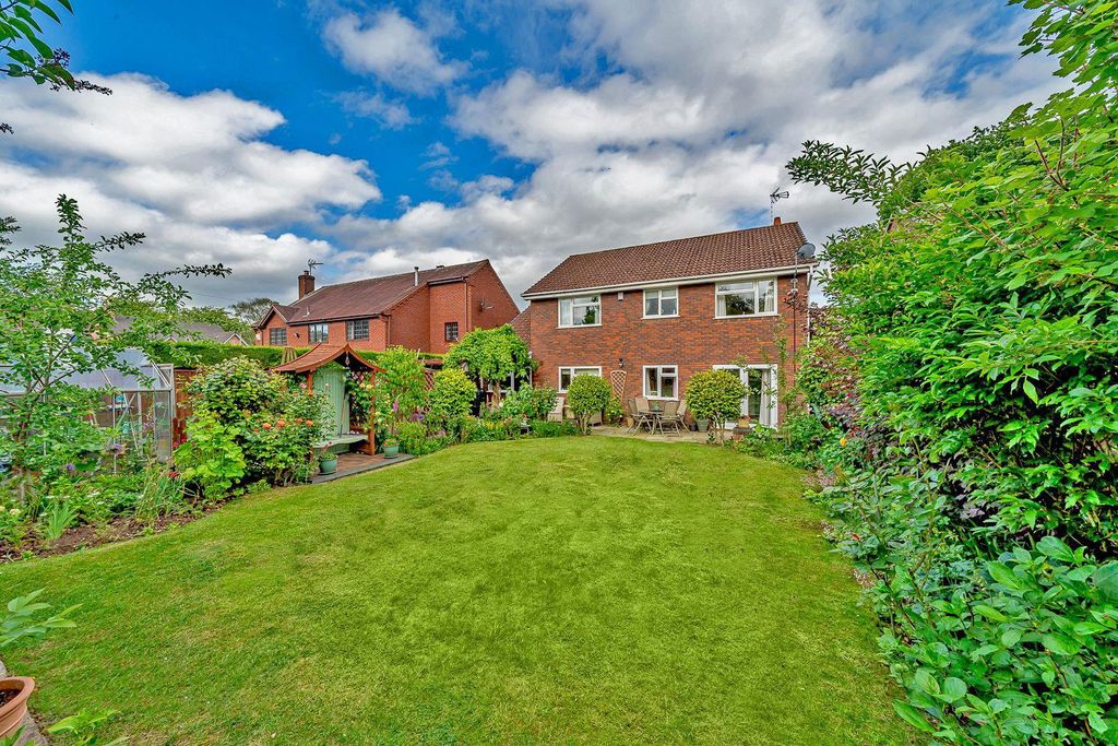 Property photo 3 of 31