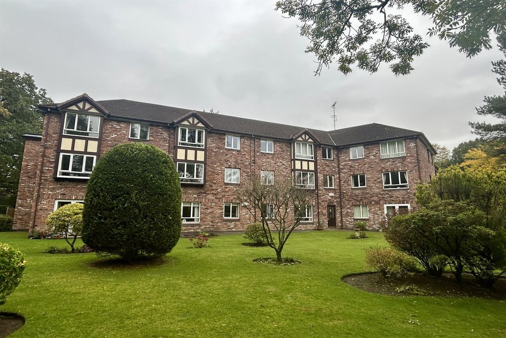 Property photo 1 of 14 (Main)