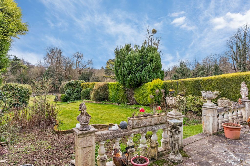 Property photo 1 of 23 Garden (3)