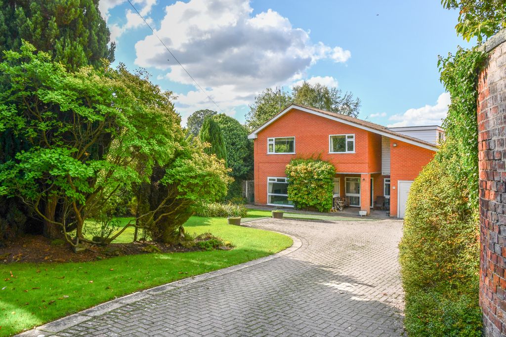 Property photo 1 of 40