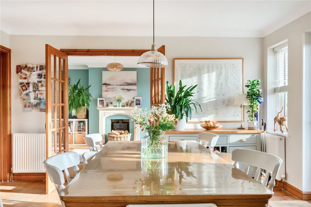 Property photo 2 of 27 Picture No. 06